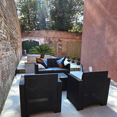 Small Villa With Private Garden 베니스 외부 사진